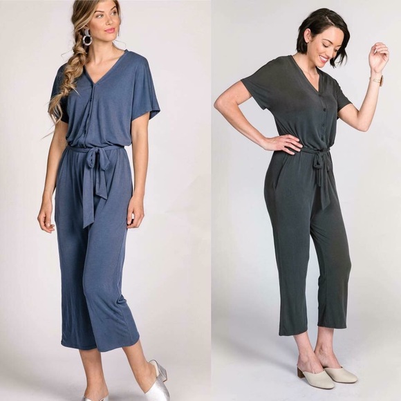 ⓝⓔⓦ AGNES & DORA Belted Jumpsuit •Charcoal - Picture 3 of 6